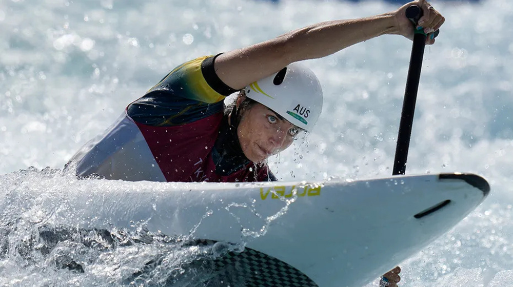 First ever women’s canoe slalom Olympic gold goes to Fox